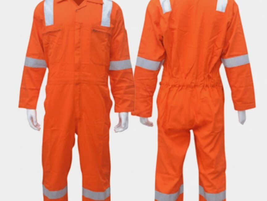 Designed for superior visibility and durability in oil & gas, mining, and heavy industrial environments.